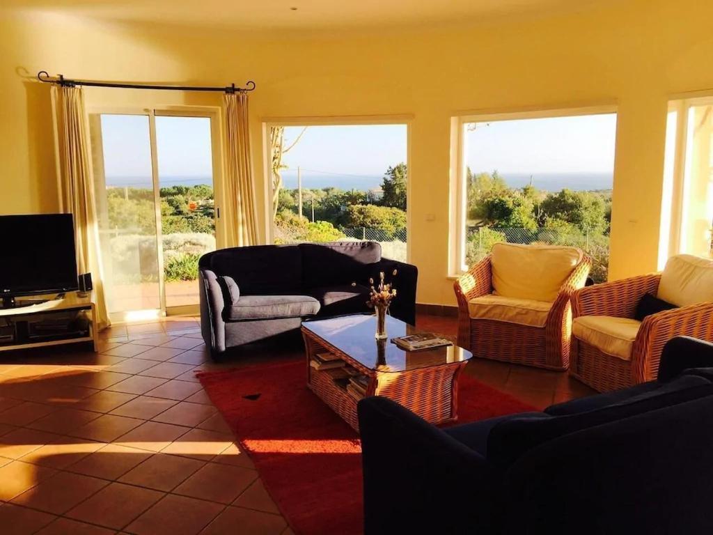 Villa With Beautiful See Views & Spacious Garden Ferragudo  Eksteriør billede