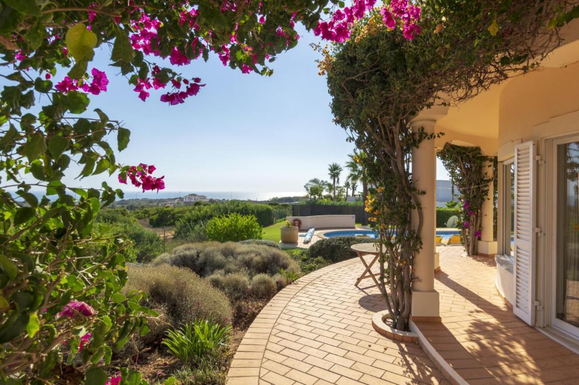 Villa With Beautiful See Views & Spacious Garden Ferragudo  Eksteriør billede
