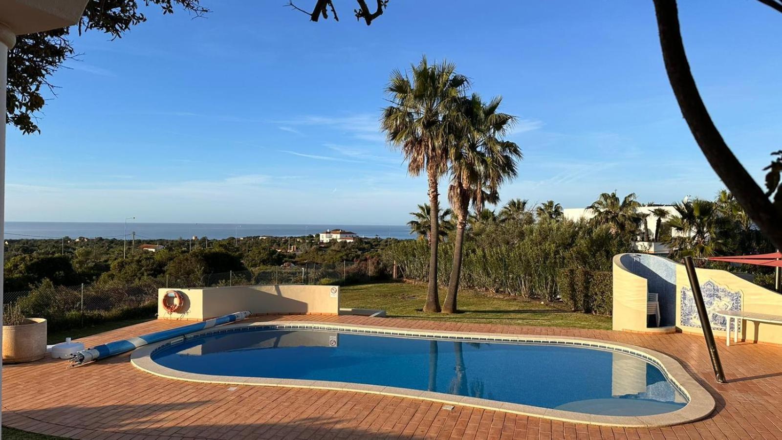 Villa With Beautiful See Views & Spacious Garden Ferragudo  Eksteriør billede